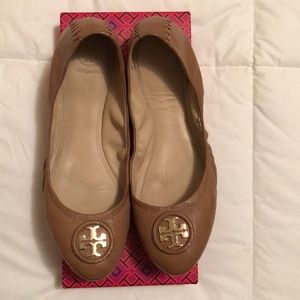 Tory Burch Tan flats